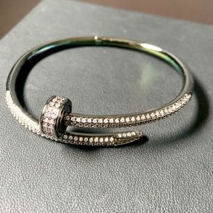 💎 Screwdriver Wrap Stoned Bangle Bracelet w/ Easy Open Clasp